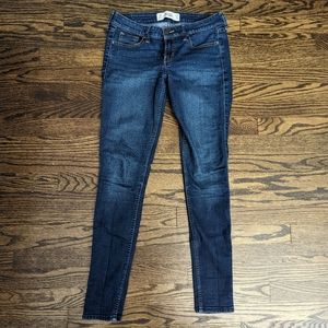Size 5R Hollister Skinny jeans